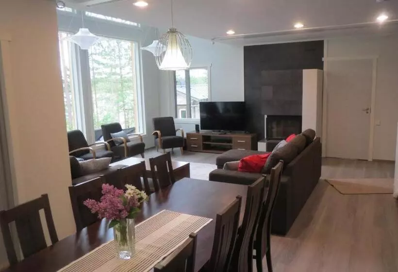 Yli Kaitala Holiday Resort Tuuliviiri