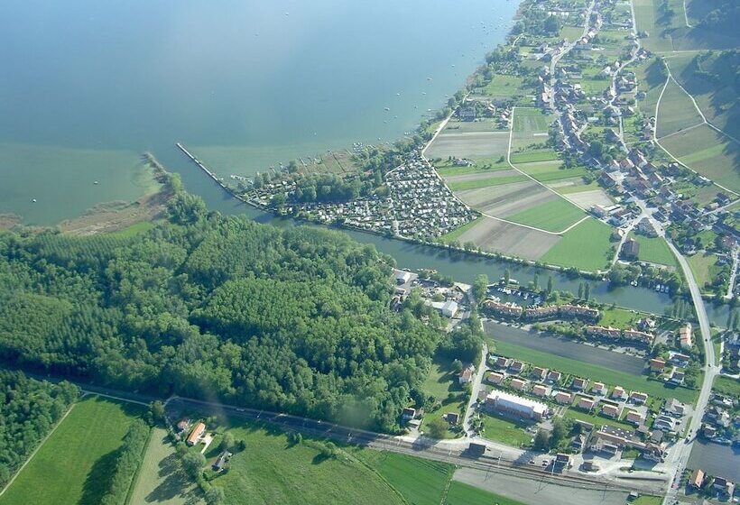 ユースホステル De La Gare