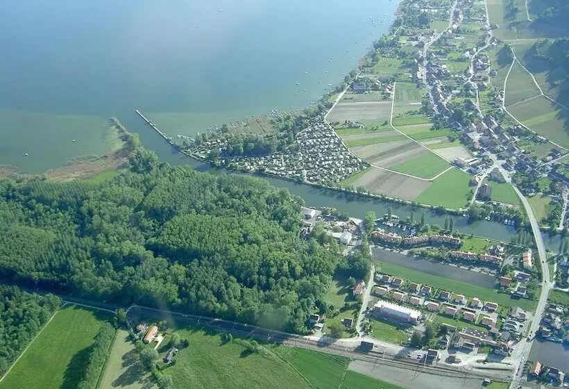 Retkeilymaja De La Gare