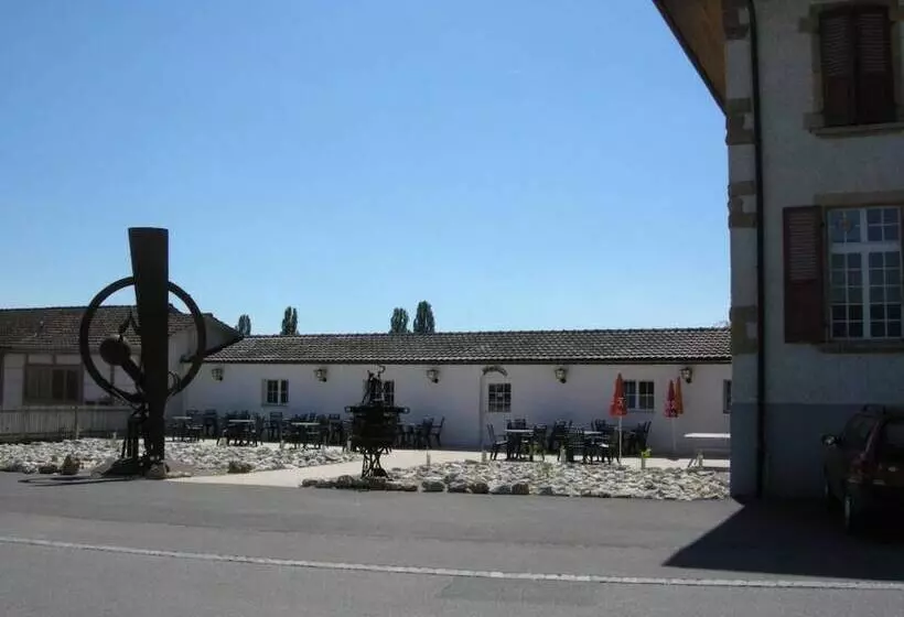 Retkeilymaja De La Gare