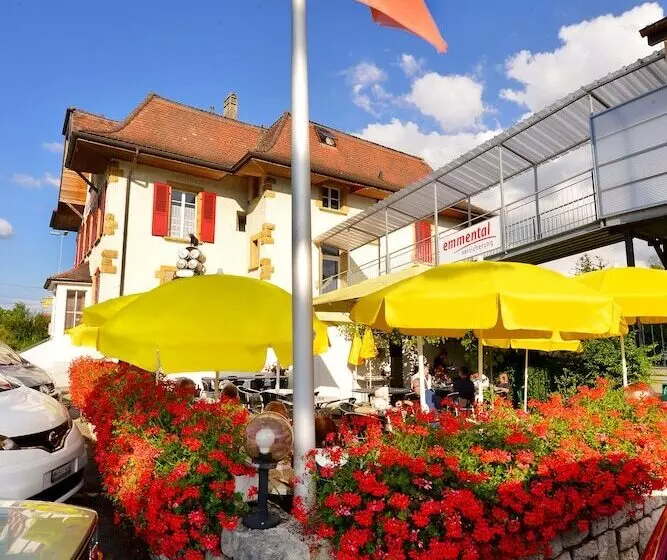 Retkeilymaja De La Gare