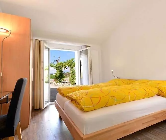 Retkeilymaja De La Gare