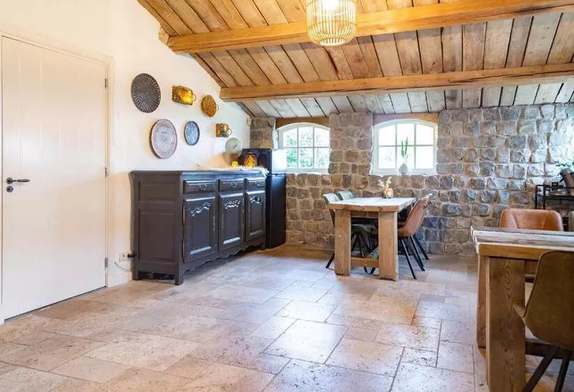 Aamiaismajoitus (B&B) Brabantse Hoeve