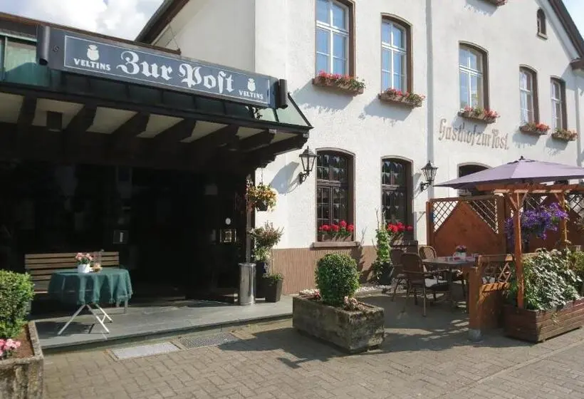 ホテル Gasthof Zur Post