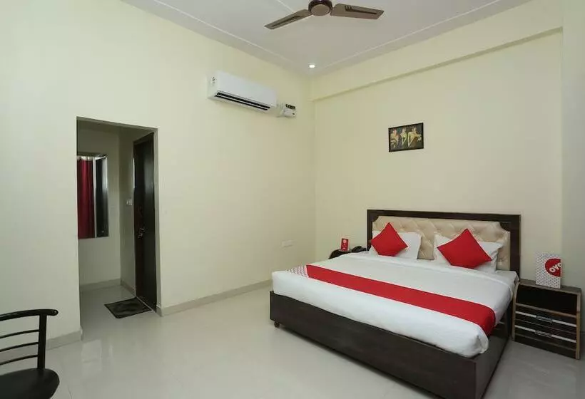 Hotelli Oyo 16995 Sr Blessings