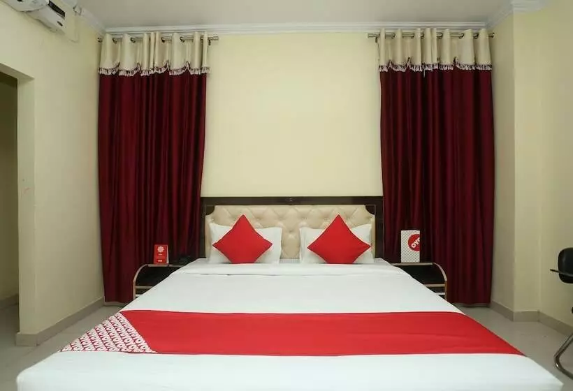 Hotelli Oyo 16995 Sr Blessings