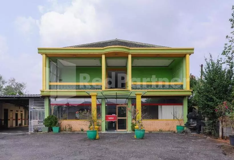 ホテル Homestay Hj Suharti Natar Lampung Redpartner