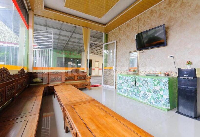 فندق Homestay Hj Suharti Natar Lampung Redpartner