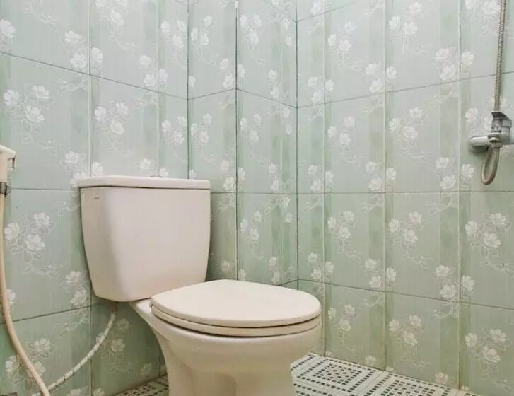 ホテル Homestay Hj Suharti Natar Lampung Redpartner