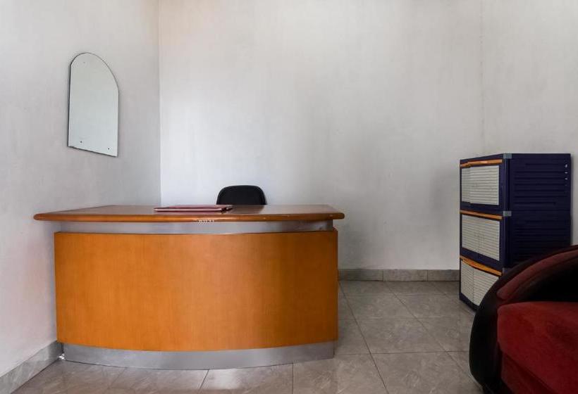 فندق Oyo 3050 Pondok Hotasii