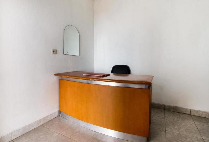 فندق Oyo 3050 Pondok Hotasii