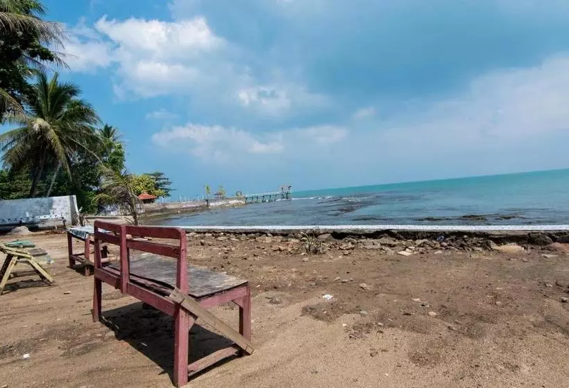 Hotelli Oyo 3050 Pondok Hotasii