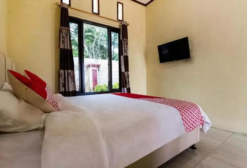 Hotelli Oyo 3050 Pondok Hotasii