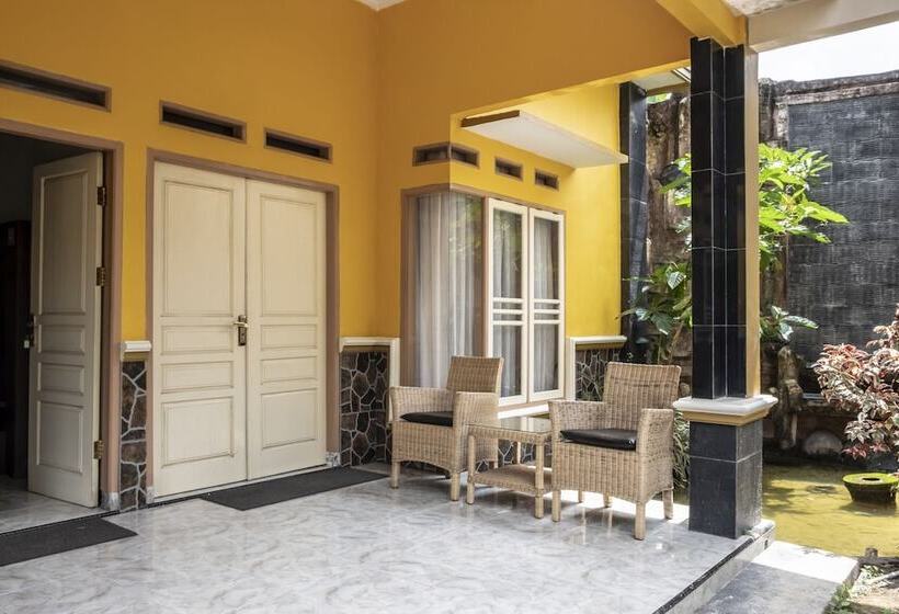 فندق Oyo 3115 Branti Raya Residence