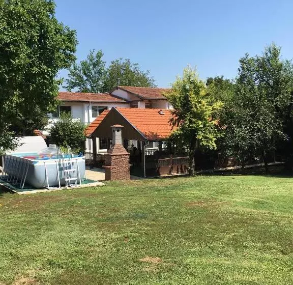 هتل Sunflower Guest House Bulgaria