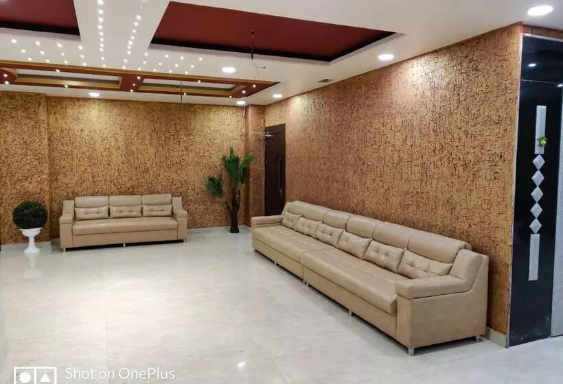 Hotelli Vishnu Empire