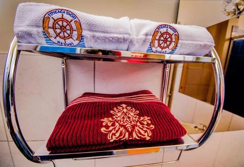 Hotelli Yacht Lago Titicaca