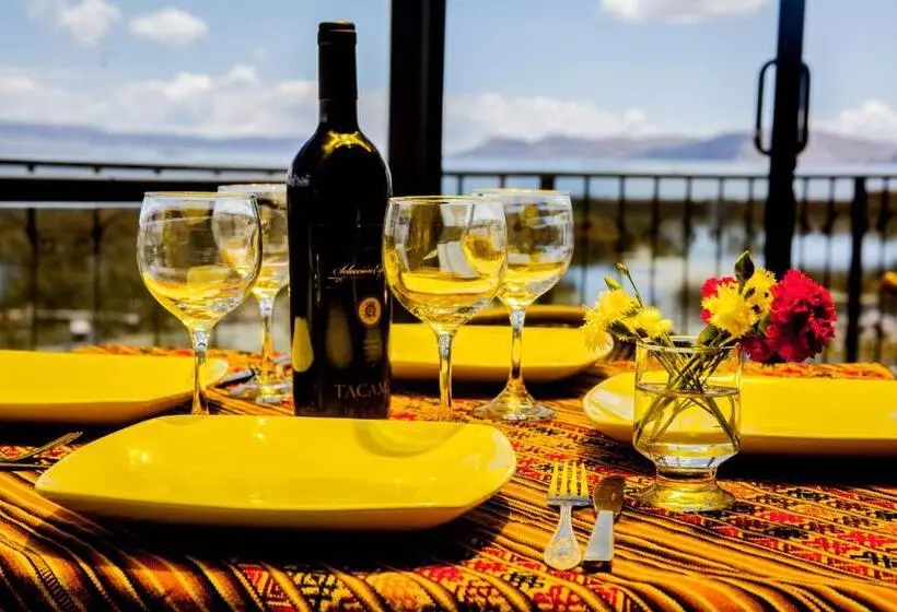 Hotelli Yacht Lago Titicaca