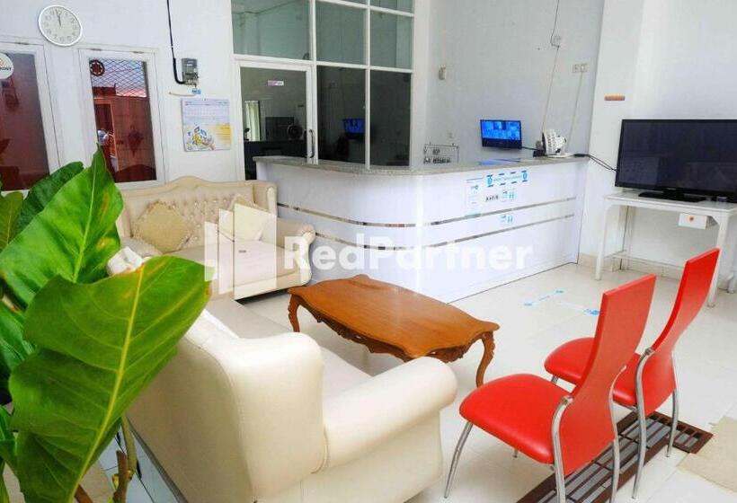 Pension Fortuner Homestay Syariah Makassar Mitra Reddoorz