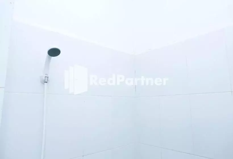 Majatalo Fortuner Homestay Syariah Makassar Mitra Reddoorz