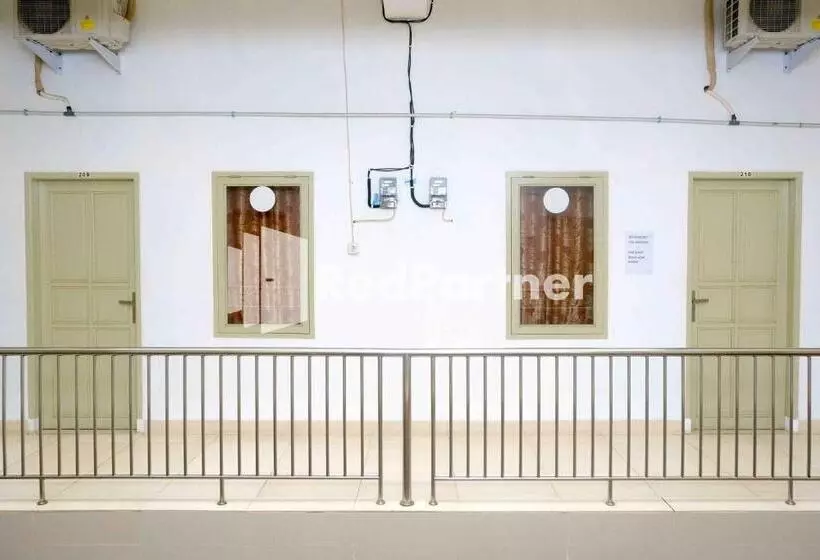 Majatalo Fortuner Homestay Syariah Makassar Mitra Reddoorz