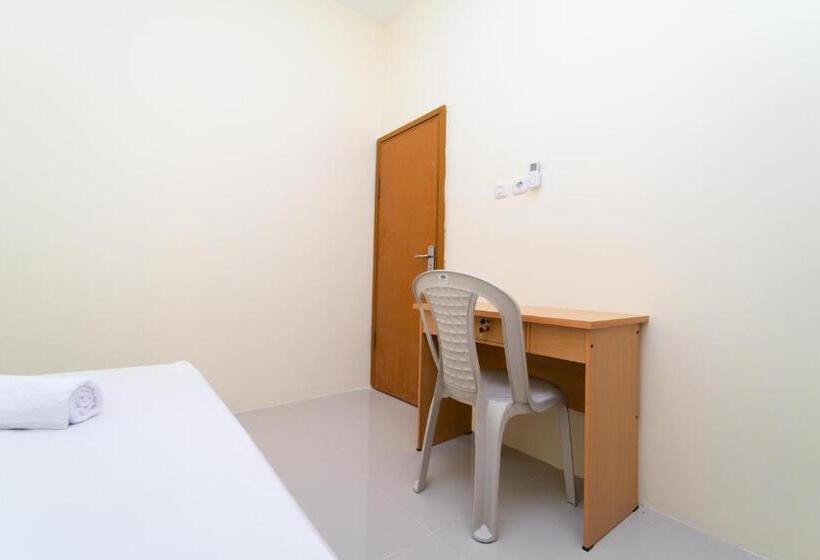 פנסיון Koolkost Syariah @ Green Lake City