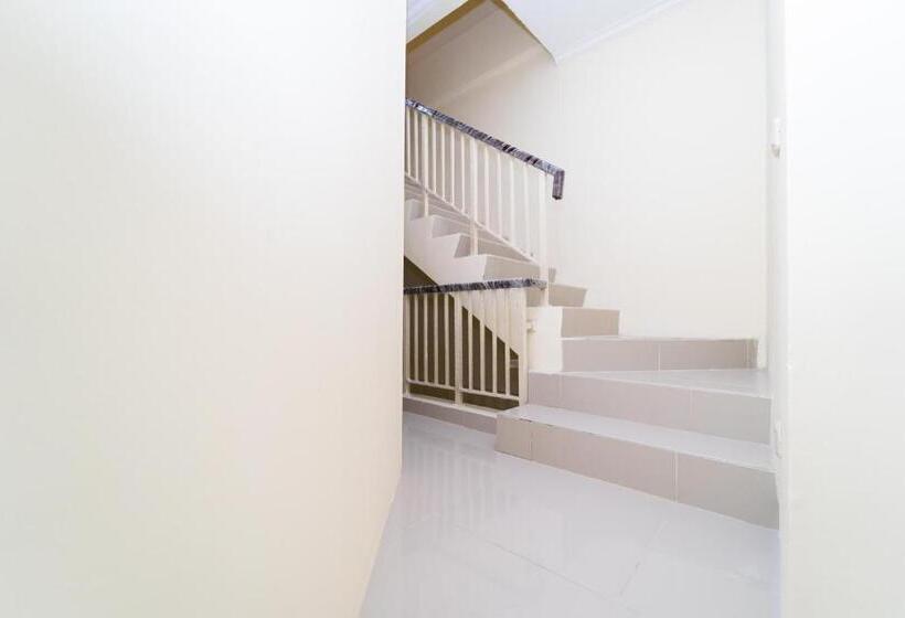 פנסיון Koolkost Syariah @ Green Lake City