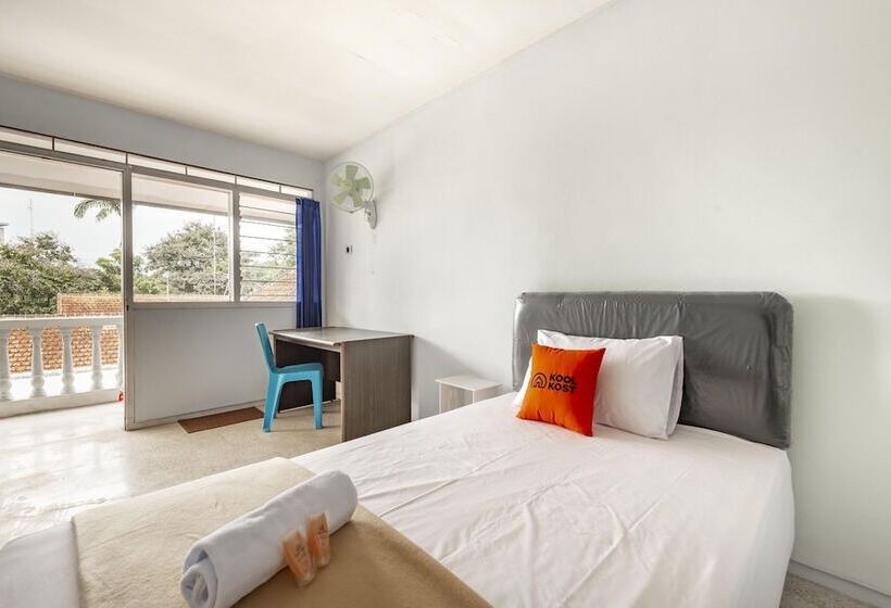 Pensão Koolkost @ Raya Langsep Malang