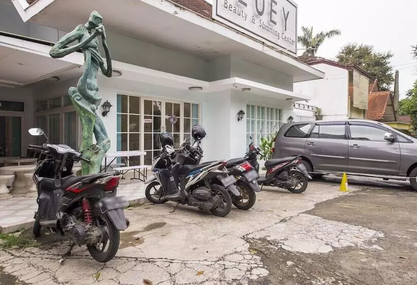 Pension Koolkost @ Raya Langsep Malang