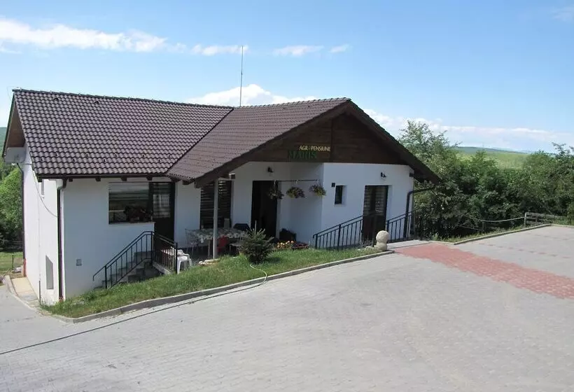 Agropensiunea Maris