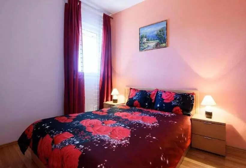 ベッドアンドブレックファースト Apartments Milic