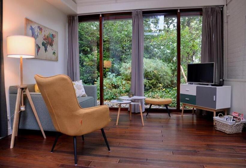 مبيت وإفطار Benb Het Posthuis