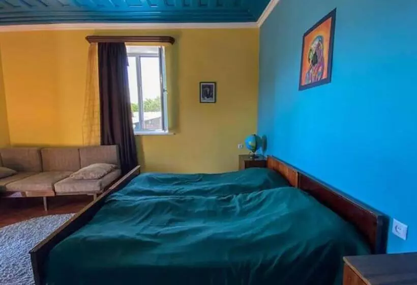 Aamiaismajoitus (B&B) Noosh Guesthouse