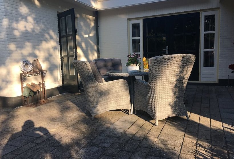 مبيت وإفطار Villa Kelders