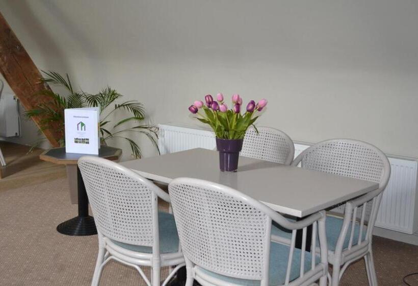 酒店 Golf & Hôtel De Falnuée