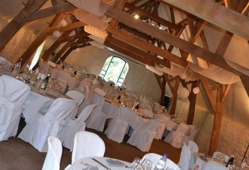 Hotelli Golf & Hôtel De Falnuée