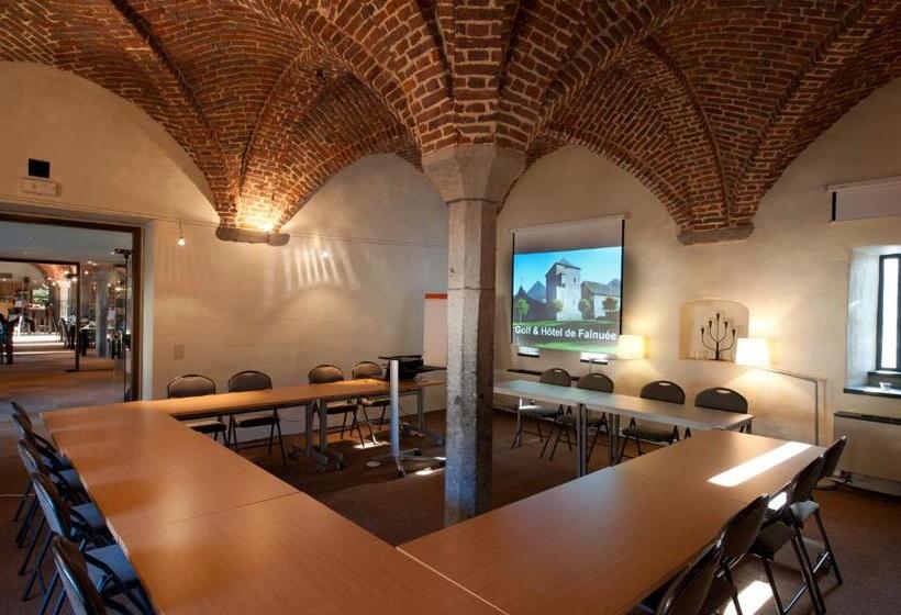 酒店 Golf & Hôtel De Falnuée