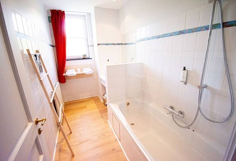 בית מלון כפרי Les Sorbiers