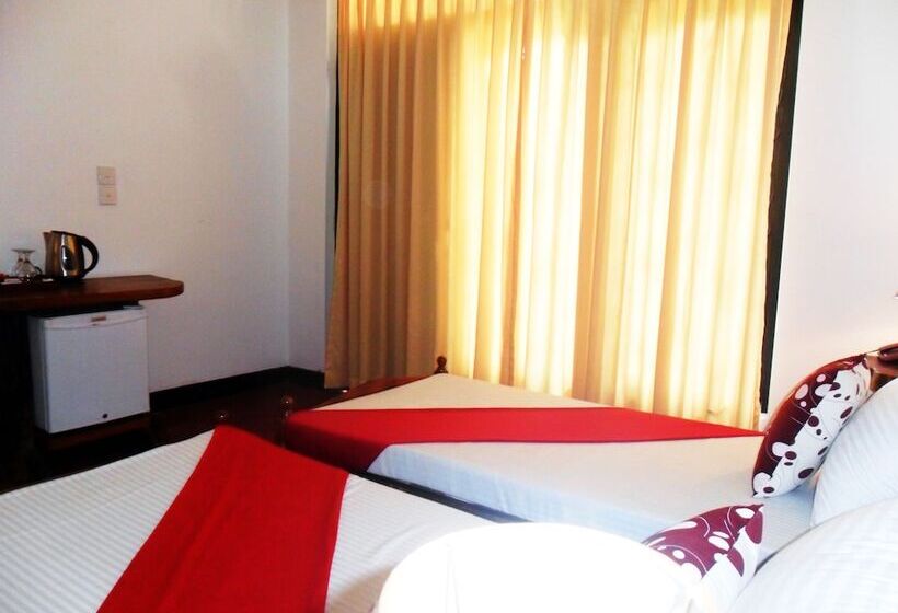 בית מלון כפרי Mahaweli Regent