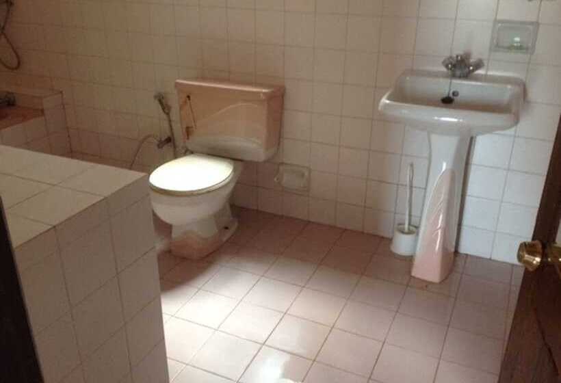 בית מלון כפרי Mahaweli Regent