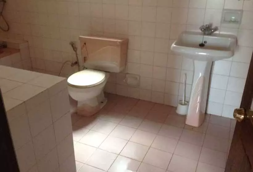 Hotelli Mahaweli Regent