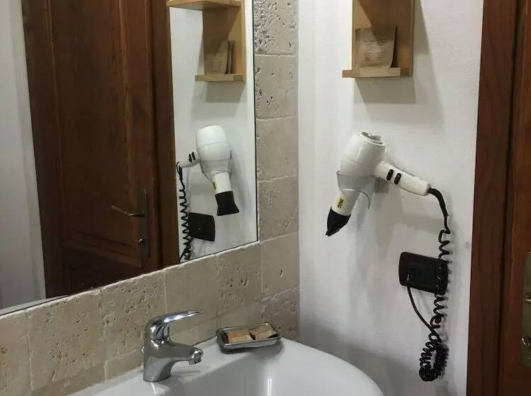 Maaseutuhotelli Agriturismo Villetta Di Monterufoli