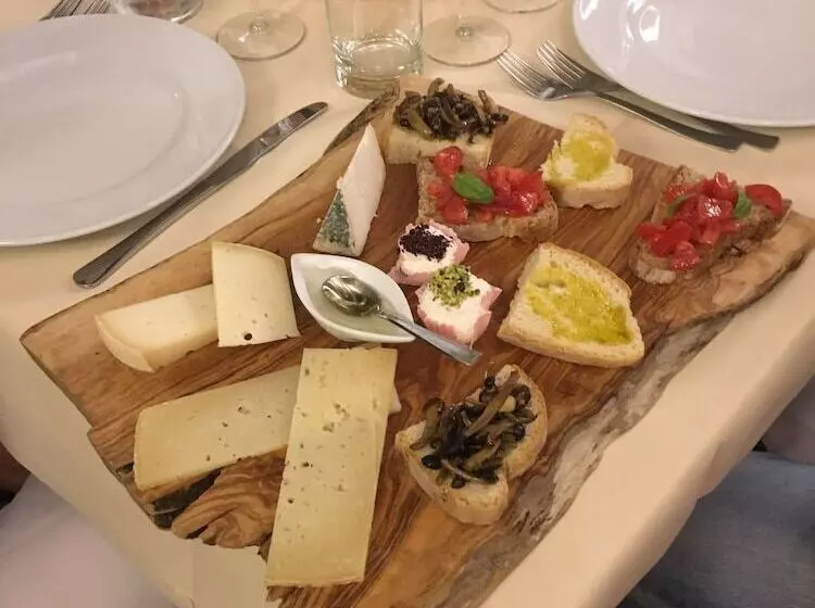 Maaseutuhotelli Agriturismo Villetta Di Monterufoli