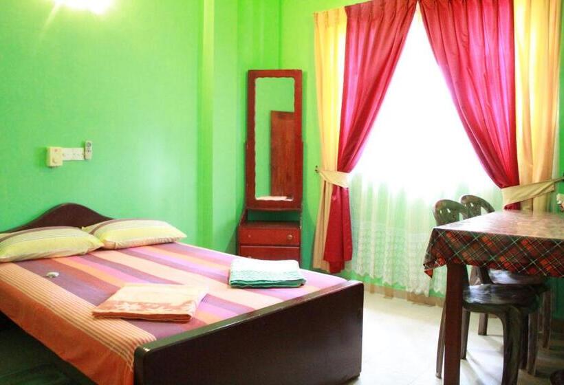 ホテル Wijaya Tourist Inn