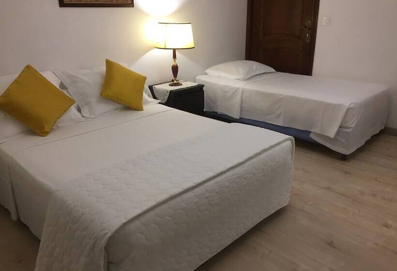 פנסיון House Angeli