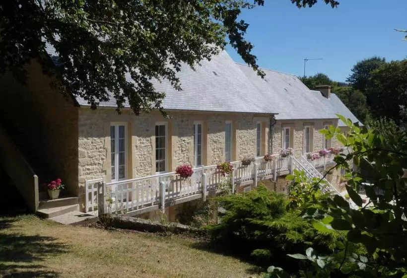 ペンション B&b Le Clos Saint Jean   Omaha Beach