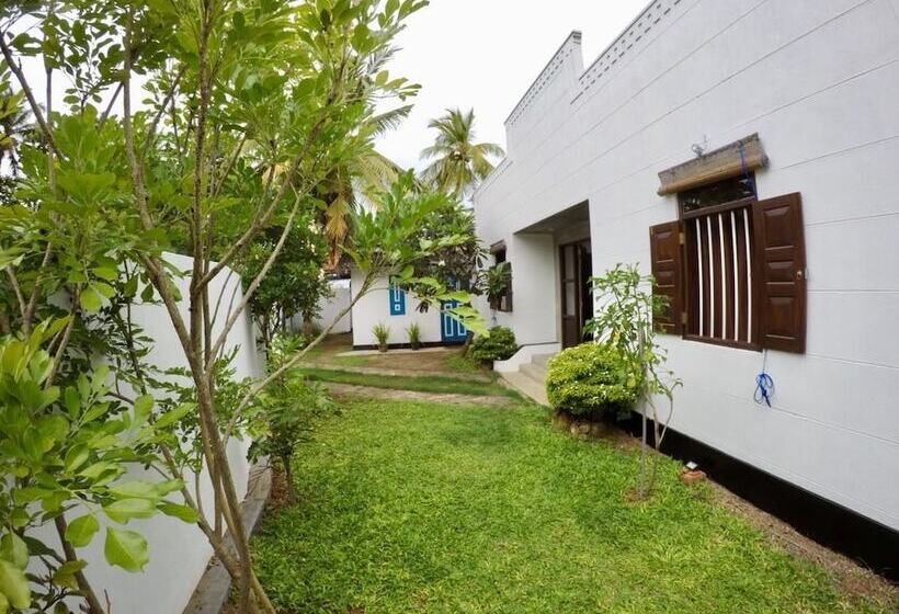 膳宿费 Sasen Villas   Polhena Beach