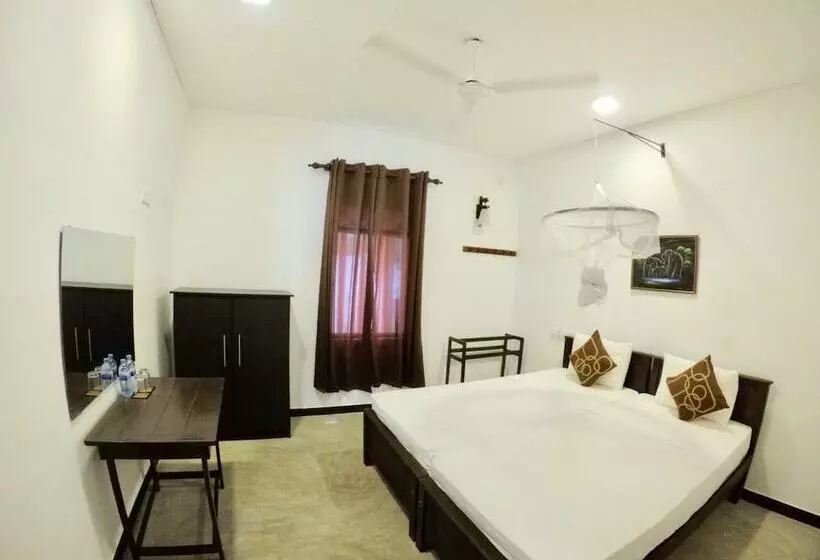 Majatalo Sasen Villas Polhena Beach