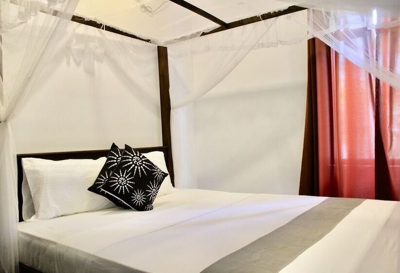 膳宿费 Sasen Villas   Polhena Beach