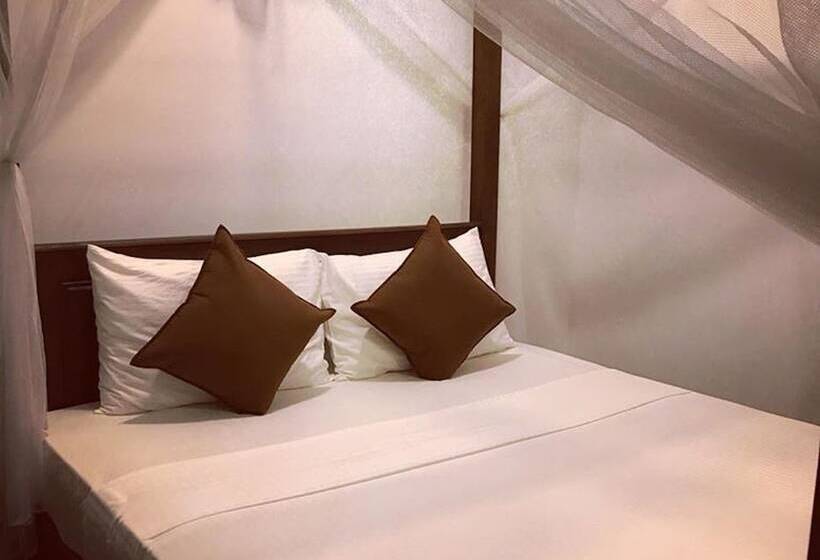 膳宿费 Sasen Villas   Polhena Beach